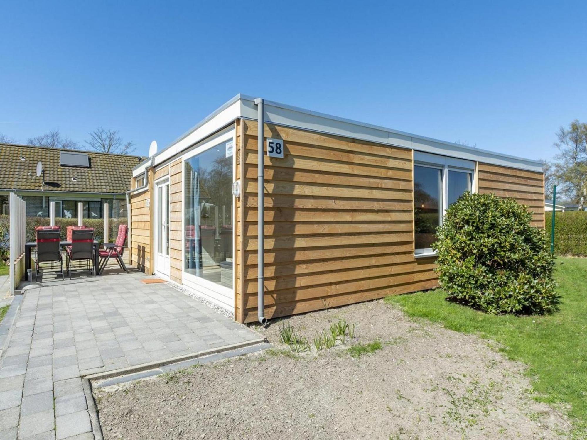 יוליאנאדורפ Marvelous Bungalow Near Sandy Beach מראה חיצוני תמונה